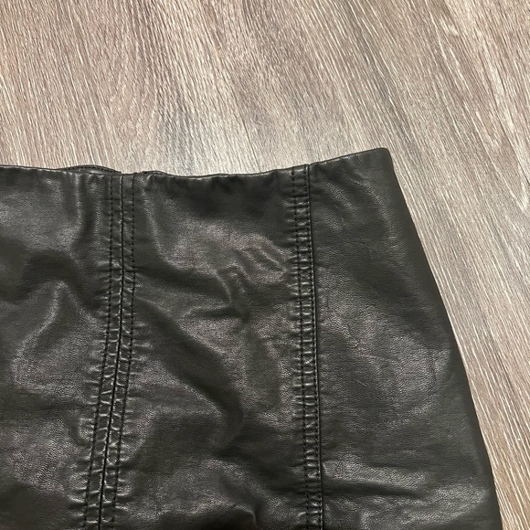 Black Leather Free People Skirt Modern Femme - Picture 4 of 5